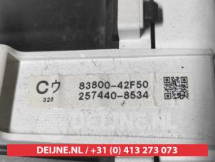 Toyota Rav-4 Tacho - Kombiinstrument KM O706910 foto 3