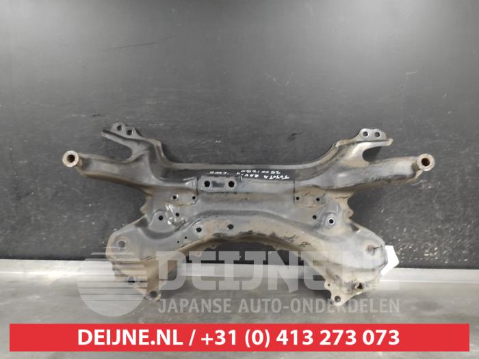 Gebruikte Subframe Toyota RAV4 (A3) 2.0 16V Valvematic 4x4 Prijs € 350,00 Margeregeling aangeboden door V.Deijne Jap.Auto-onderdelen BV