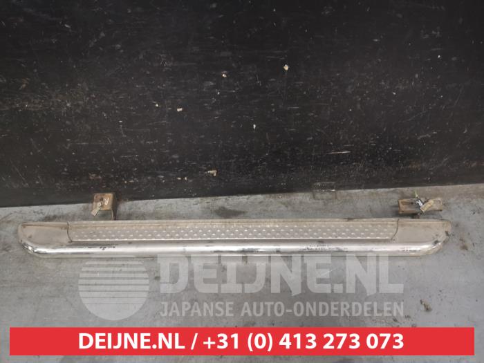 Toyota Rav-4 Trittbrett rechts O706942