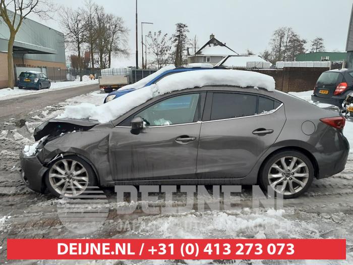 Mazda 3 Portierruit 4Deurs links-achter O706965
