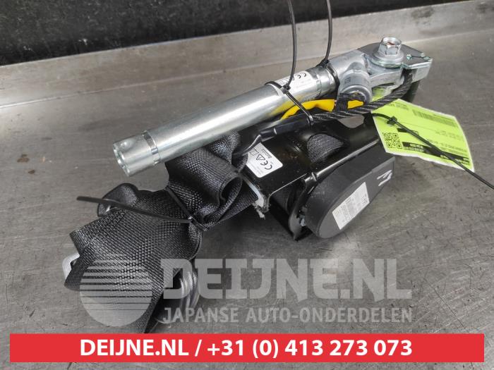 Mitsubishi Space Star Veiligheidsgordel links-voor O707048