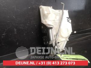 Suzuki Swift Front door lock mechanism 4-door, right O707290 photo 3