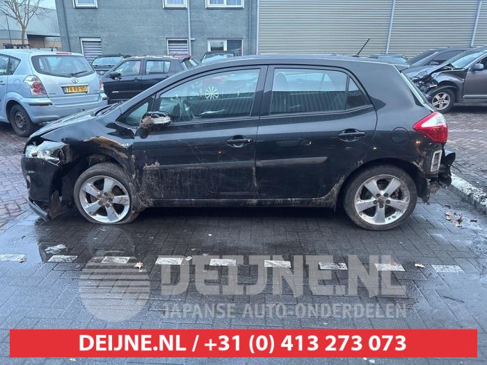 Toyota Auris Türscheibe 4-türig links hinten O707377