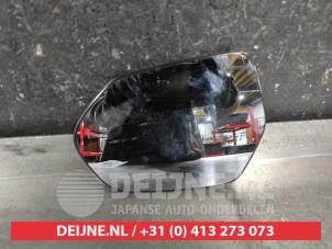 Gebruikte Spiegelglas links Toyota Yaris IV (P21/PA1/PH1) 1.5 12V Hybrid 115 Prijs op aanvraag aangeboden door V.Deijne Jap.Auto-onderdelen BV