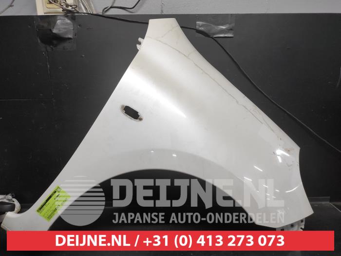 Nissan Micra Kotflügel rechts vorne O707528