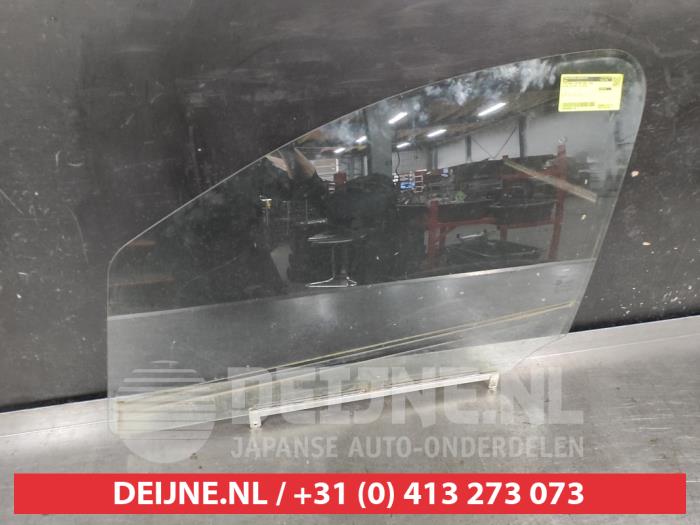 Suzuki Alto Door window 4-door, front left O707811