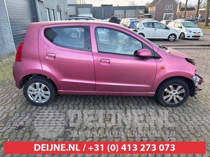 Suzuki Alto Door window 4-door, front right O707827