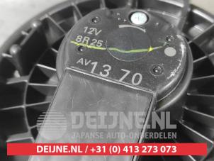 Suzuki Swift Heizung Belüftungsmotor O708139 foto 2