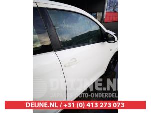 Toyota Aygo Tür 4-türig rechts vorne O708639 foto 2