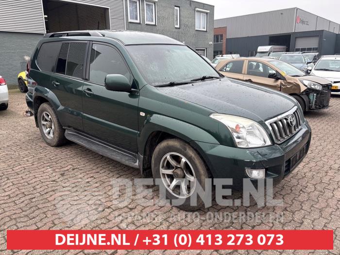 Toyota Landcruiser Kotflügel rechts vorne O708341