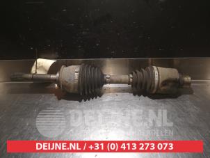 Gebruikte Steekas links-voor Ssang Yong Rexton 2.9 TD GLX Prijs € 50,00 Margeregeling aangeboden door V.Deijne Jap.Auto-onderdelen BV