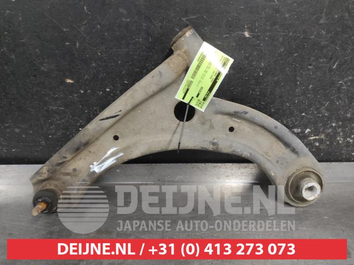 Suzuki Swift Querlenker unten links vorne O708362