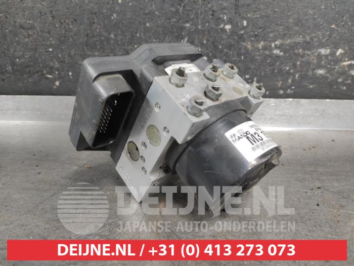 Hyundai Tucson ABS Pomp O708488
