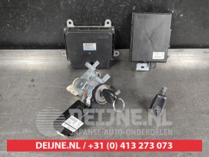 Mitsubishi Outlander Ignition lock + key O708723 photo 2