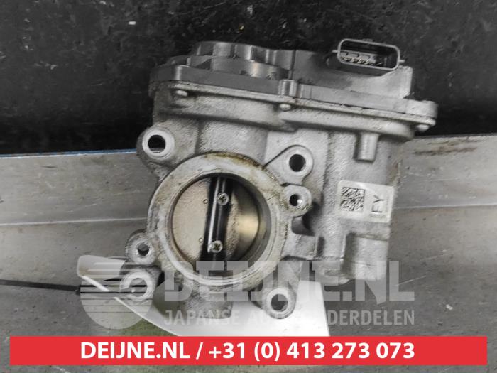Nissan Juke Gasklephuis O708738