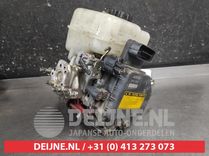 Rembekrachtiger van een Toyota Land Cruiser (J12) 3.0 D-4D 16V 2007