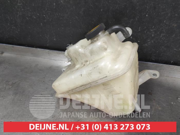 Toyota Landcruiser Expansion vessel O708799