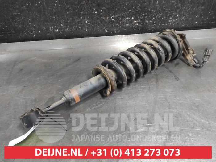 Toyota Landcruiser Stoßdämpferstrebe links vorne O708818