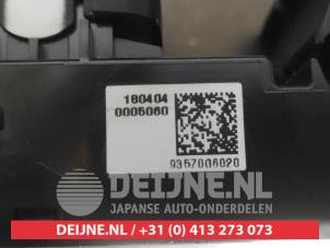 Kia Picanto Combischakelaar ramen O708934 foto 2