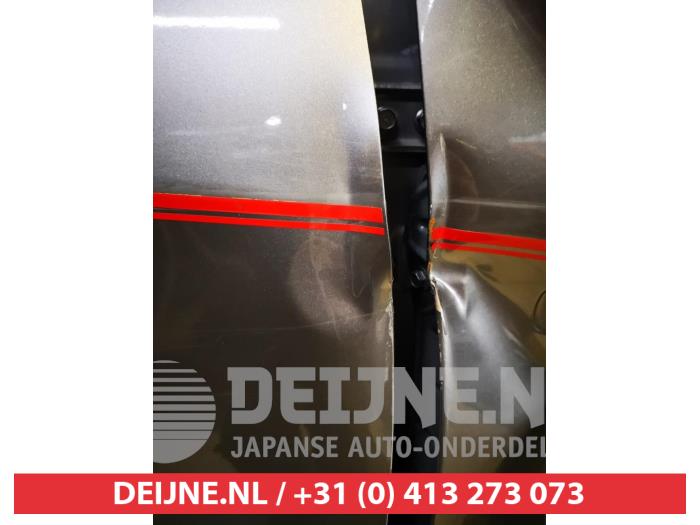 Mitsubishi Space Star Portier 4Deurs rechts-voor O709118