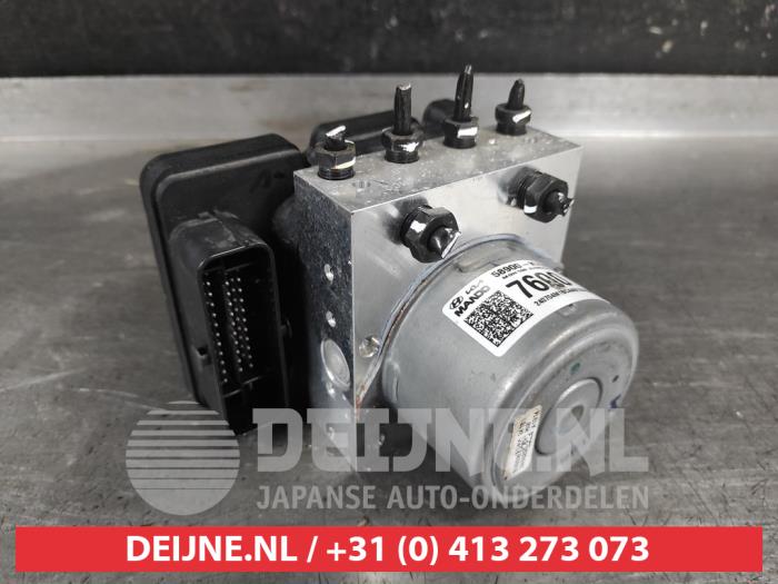 Gebruikte ABS Pomp Hyundai i10 1.0 12V Prijs op aanvraag aangeboden door V.Deijne Jap.Auto-onderdelen BV