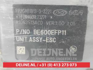 Hyundai I10 ABS pump O709188 photo 3