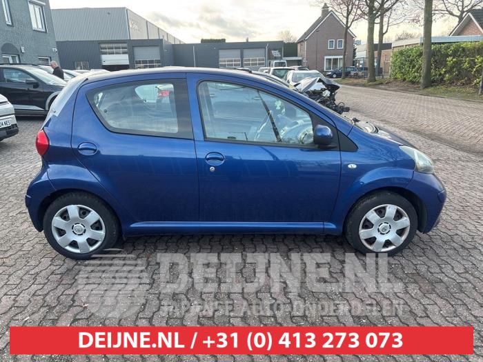 Toyota Aygo Portierruit 4Deurs rechts-achter O709318