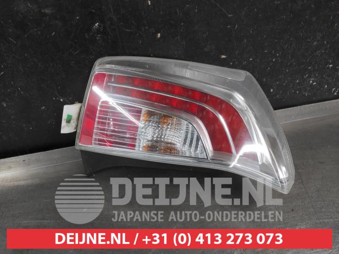Toyota Prius Achterlicht links O709351