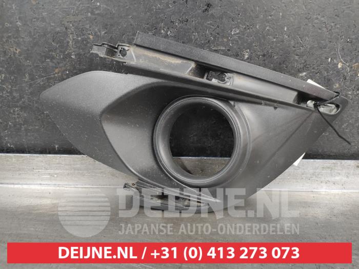 Mitsubishi Space Star Bumper Rooster O709563