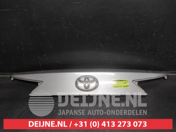 Toyota Auris Zierleiste Heckklappe O709703