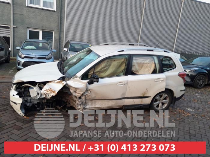 Subaru Forester Türscheibe 4-türig links hinten O709732