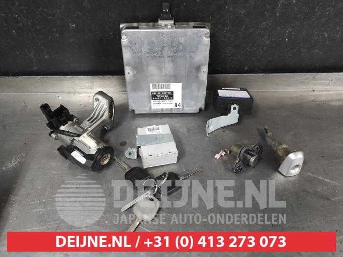Toyota Corolla Zündschloss+Schlüssel O709762