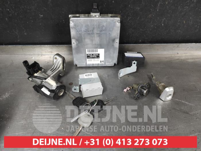 Gebruikte Computer Motormanagement Toyota Corolla (E12) 1.6 16V VVT-i Prijs op aanvraag aangeboden door V.Deijne Jap.Auto-onderdelen BV