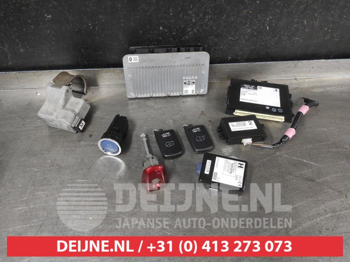Toyota Yaris Slotenset Cilinder (compleet) O709696