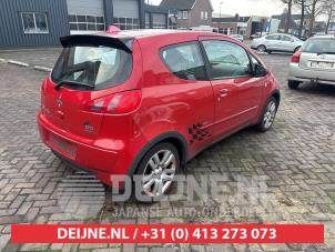 Mitsubishi Colt Rücklicht rechts O709884 foto 3