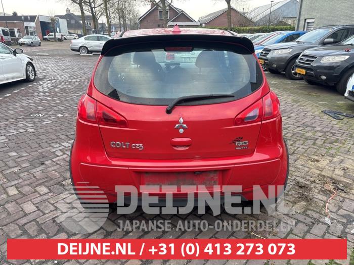 Mitsubishi Colt Heckklappenreflektor rechts O709889