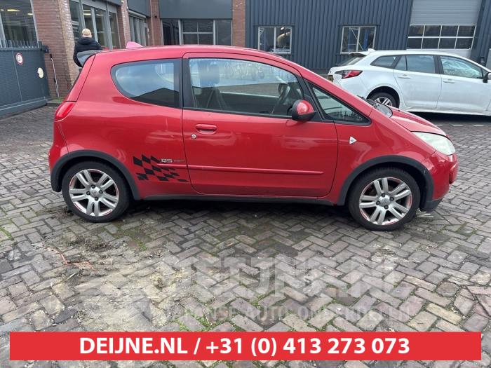 Mitsubishi Colt Türscheibe 2-türig rechts O709892