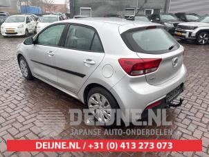 Kia Rio Taillight, left O709930 photo 3