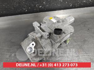 Toyota Yaris Air conditioning pump O709978 photo 2