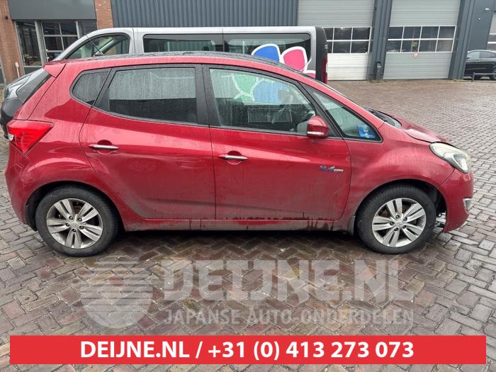 Hyundai IX20 Door window 4-door, front right O710023