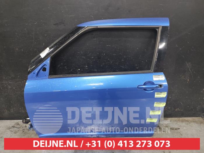 Suzuki Swift Tür 2-türig links O710056