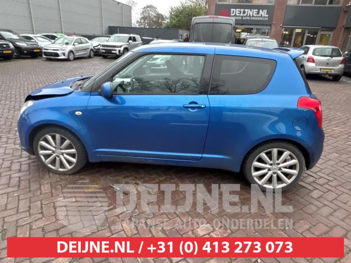Suzuki Swift Fenster 2-türig links hinten O710060