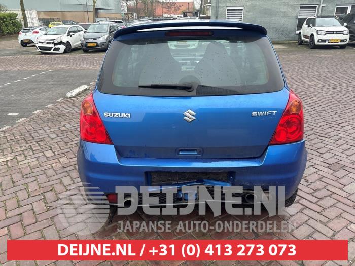Suzuki Swift Heckklappe O710063