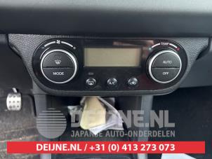 Suzuki Swift Heater control panel O710073 photo 2