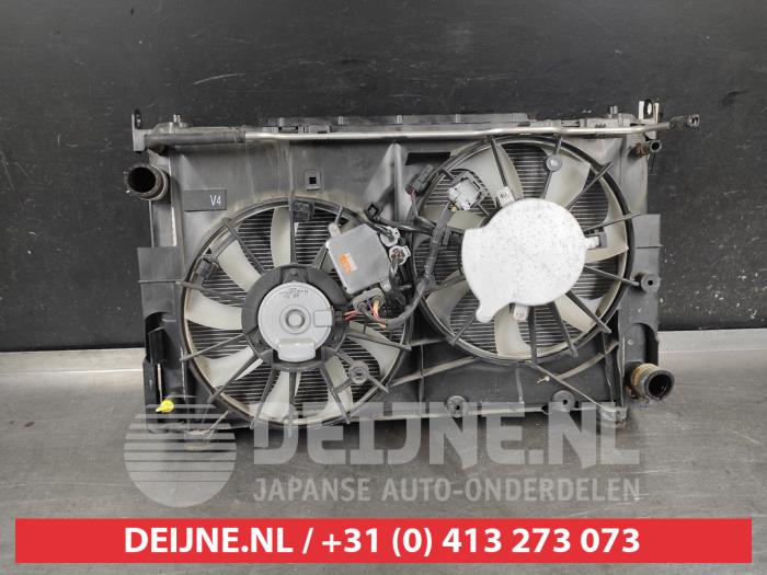 Gebruikte Radiateur Toyota RAV4 (A4) 2.5 Hybrid 16V VVT-i 4x4 Prijs op aanvraag aangeboden door V.Deijne Jap.Auto-onderdelen BV