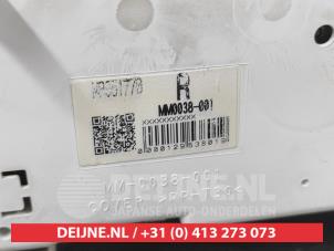 Mitsubishi Colt Odometer KM O710238 photo 3