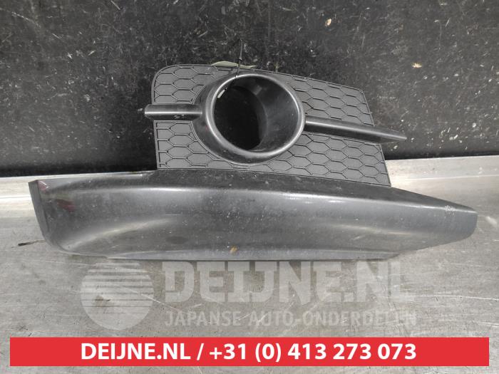 Suzuki Swift Stoßstangenrost O710478