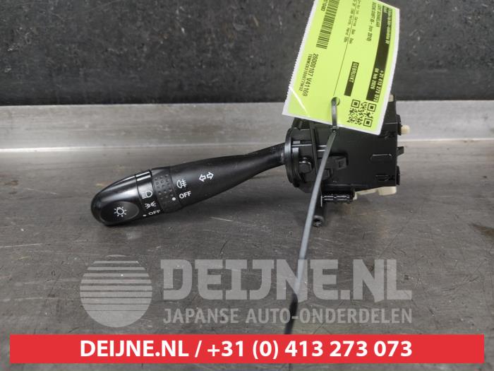 Suzuki Swift Licht Schalter O710483