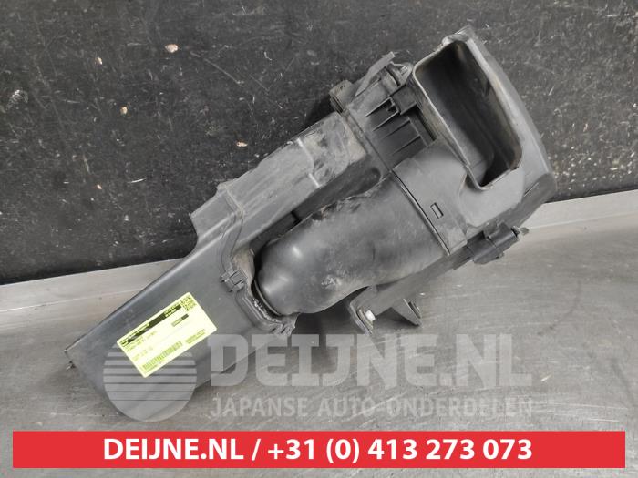 Hyundai IX20 Air box O710571