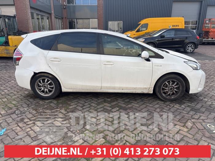 Toyota Prius Plus Zusätzliches Fenster 4-türig rechts hinten O710608
